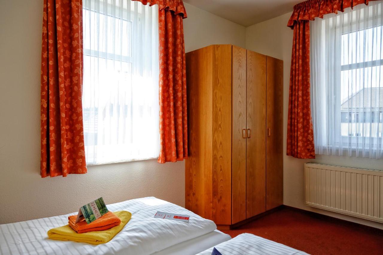 Konsum Gaestehaus Quisisana - Oberhof Oberhof  Exteriér fotografie
